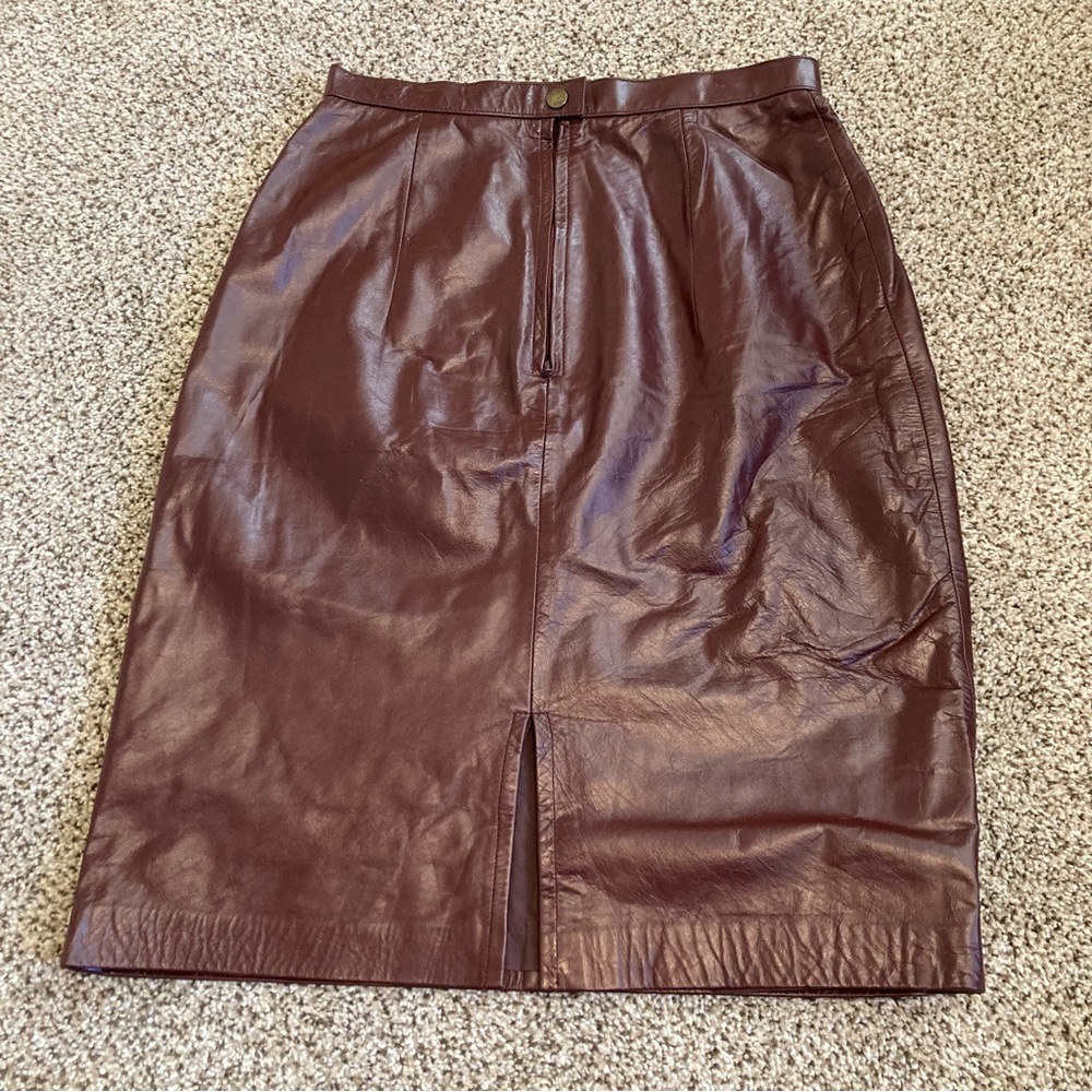 Vintage 80s Wilson’s leather mini skirt, brown size 12 genuine leather